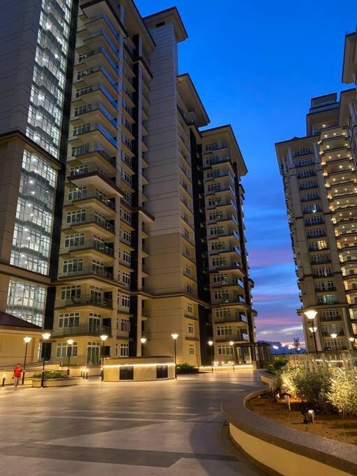Myhome @ Riverine Resort Kuching Exterior foto